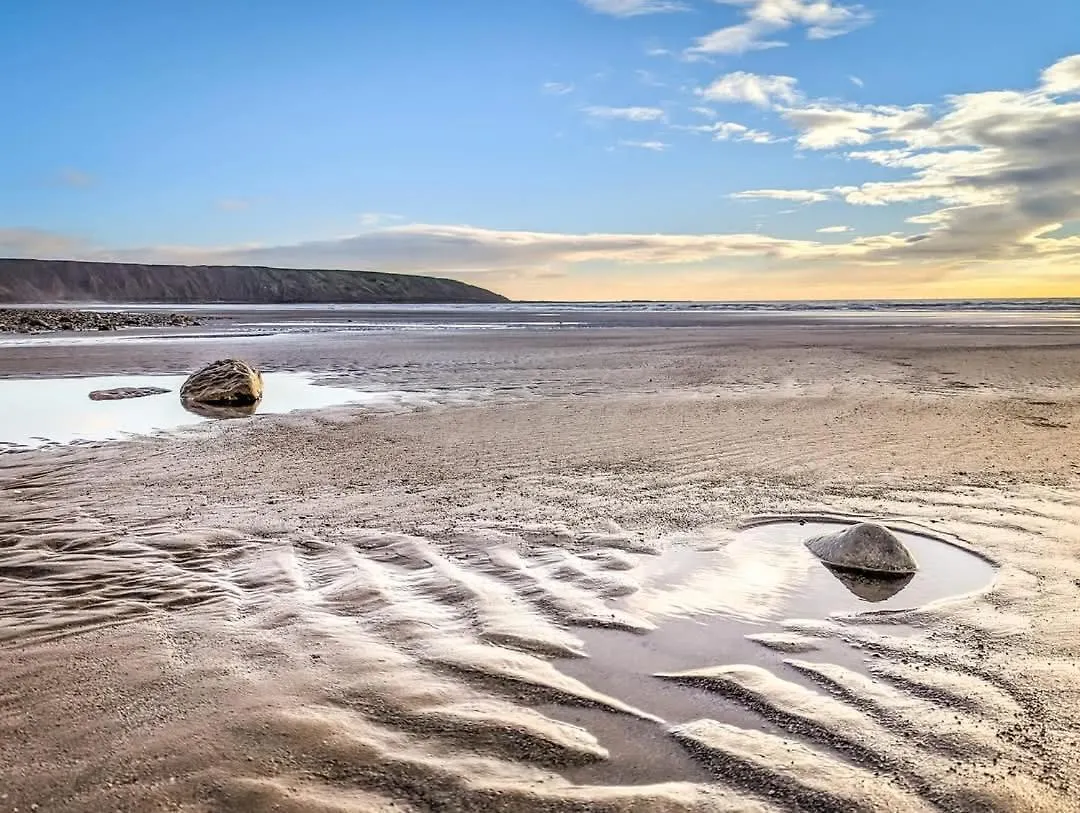 Pinfold Cottage, Dog Friendly Yorkshire Coast & Countryside Hunmanby Holiday home