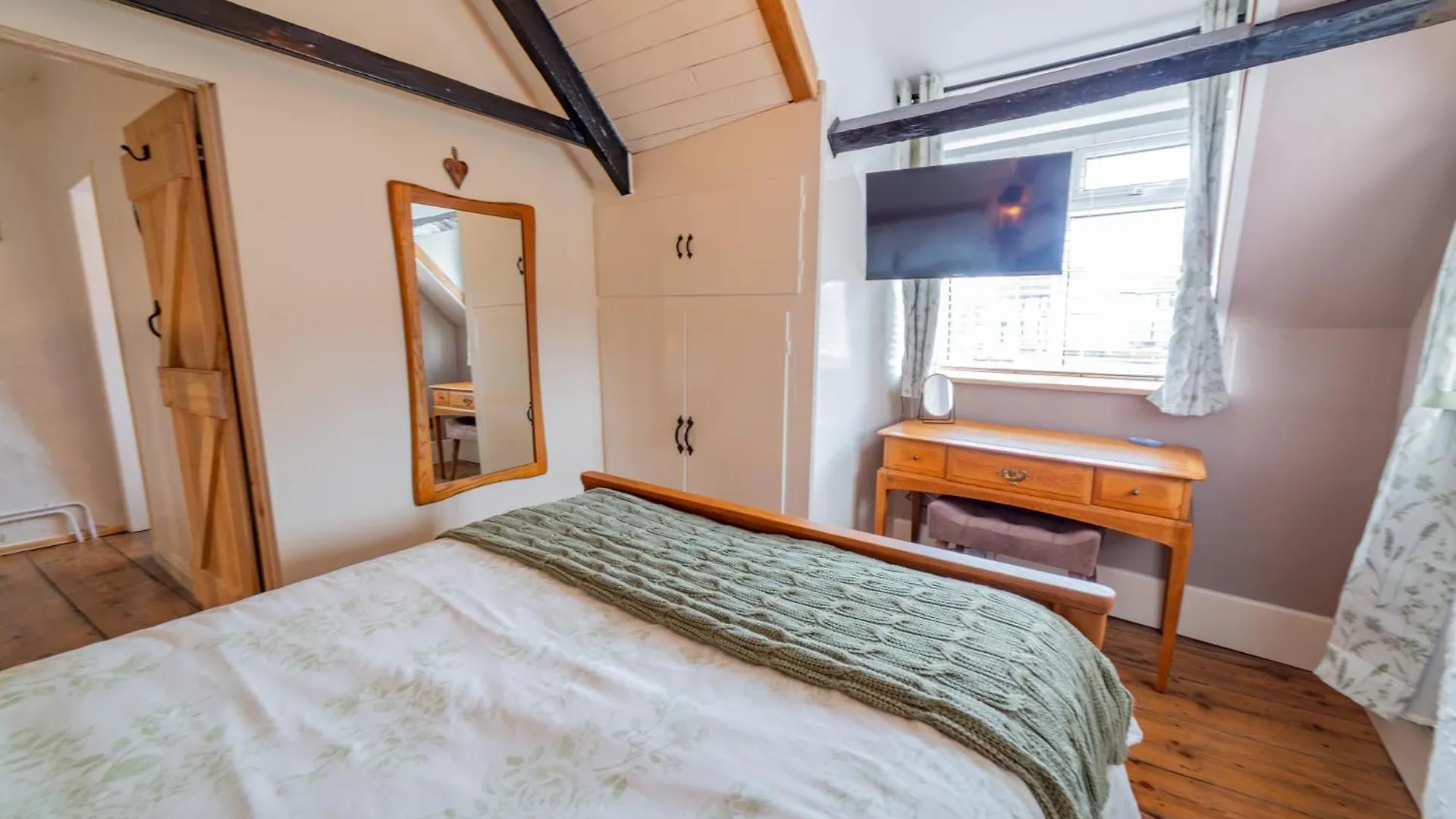 Pinfold Cottage, Dog Friendly Yorkshire Coast & Countryside Hunmanby Holiday home
